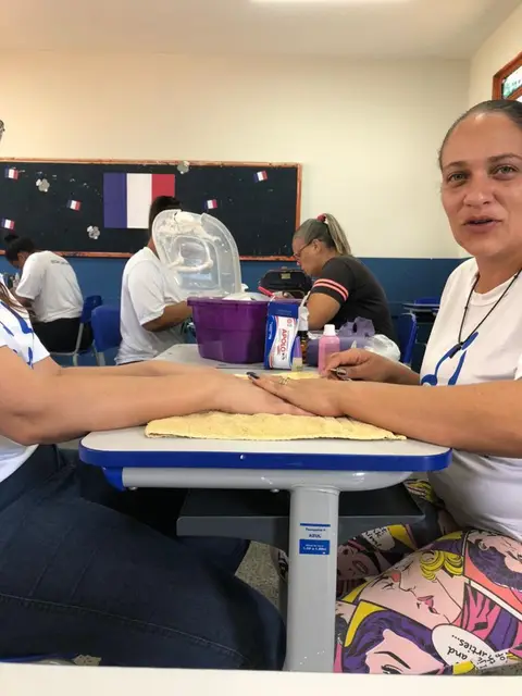Aula e palestra de empreendedorismo no Centro Educacional 416, foto 5