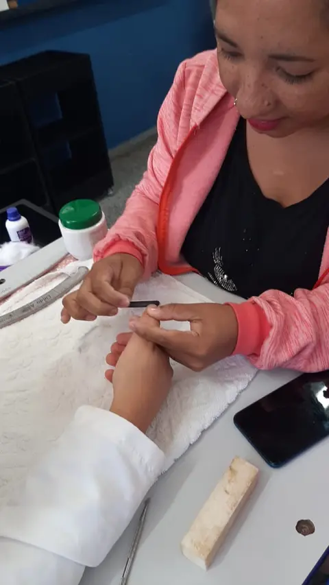 Aulas de beleza no CEM 416, 21 de maio, foto 8